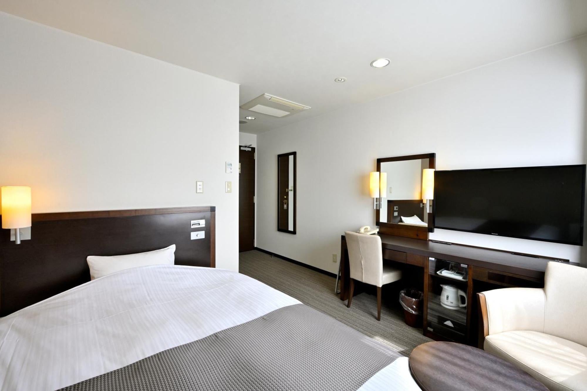 Saijo Urban Hotel Экстерьер фото