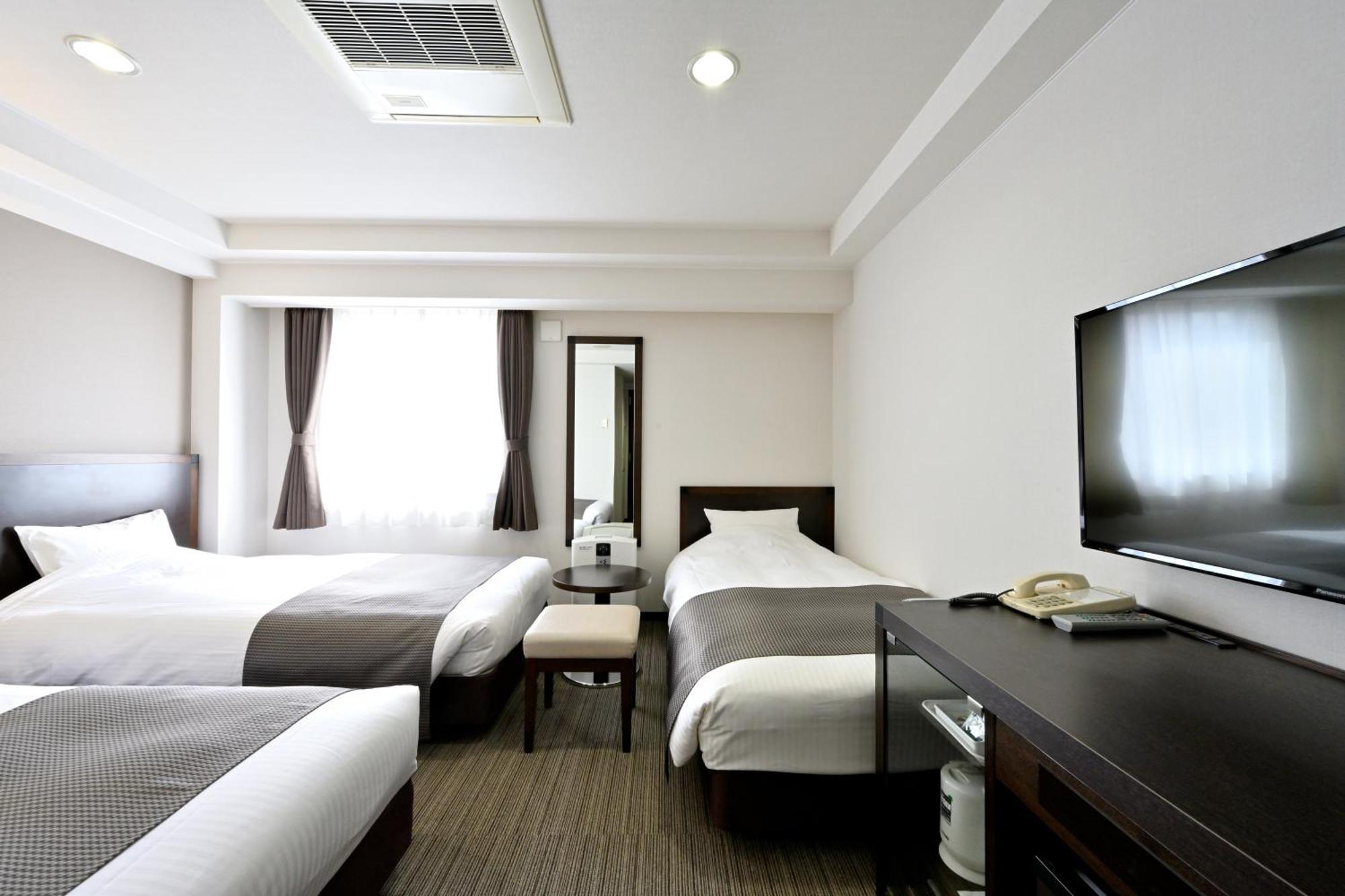 Saijo Urban Hotel Экстерьер фото